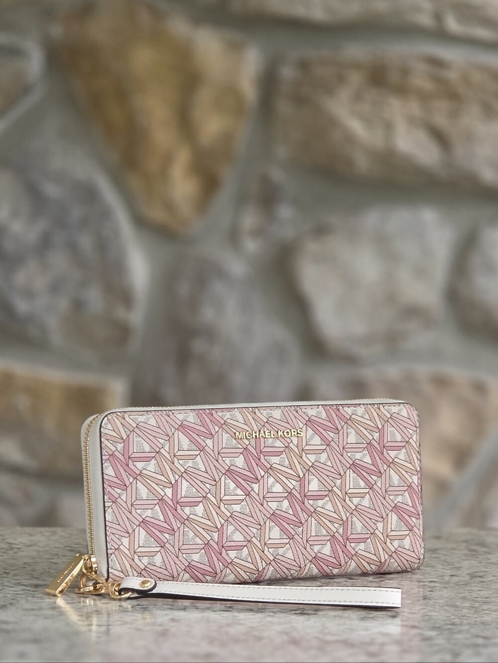 Michael Kors Jet Set Logo Continental Wristlet Wallet